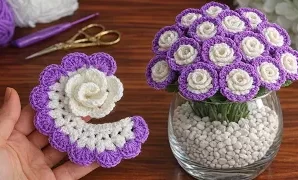 Aprender a tejer un increíble ramo de mini rosas.
