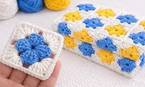 Cómo tejer un cuadrado de ganchillo con forma de flor.