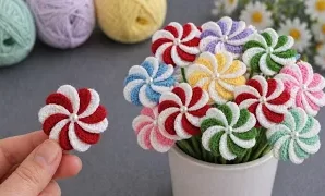 Aprende a tejer hermosas flores de lana.