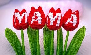 Cómo tejer un ramo de tulipanes con letras: MAMÁ.