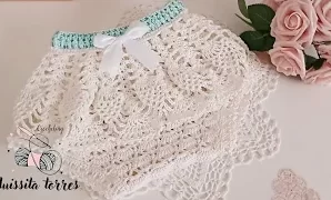 Aprende a tejer fácil y adorable Blumer a crochet.